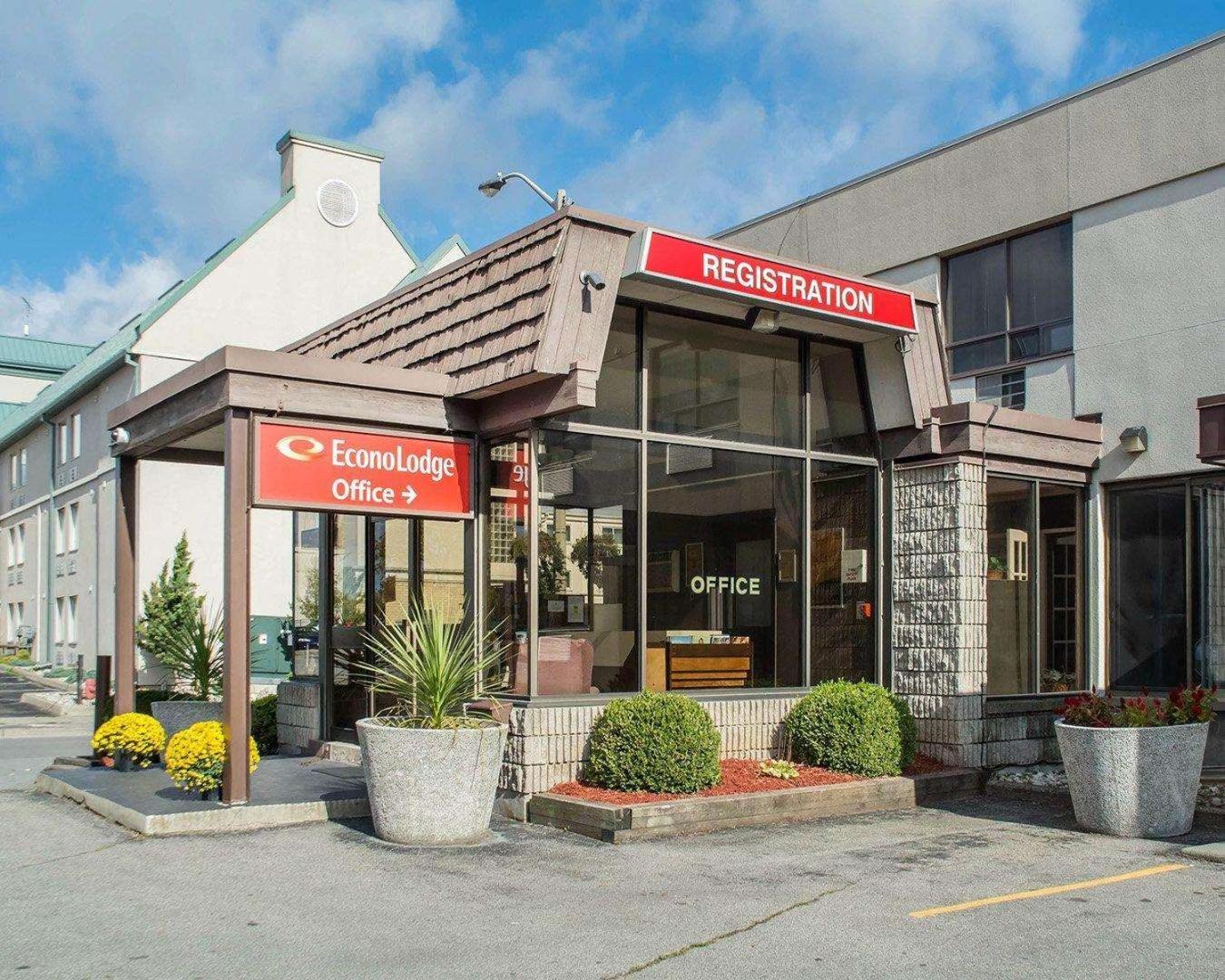 Econo Lodge By The Falls Niagara-Fälle Exterior foto